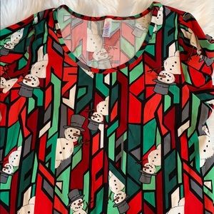 Large lularoe classic t shirt red black maroon